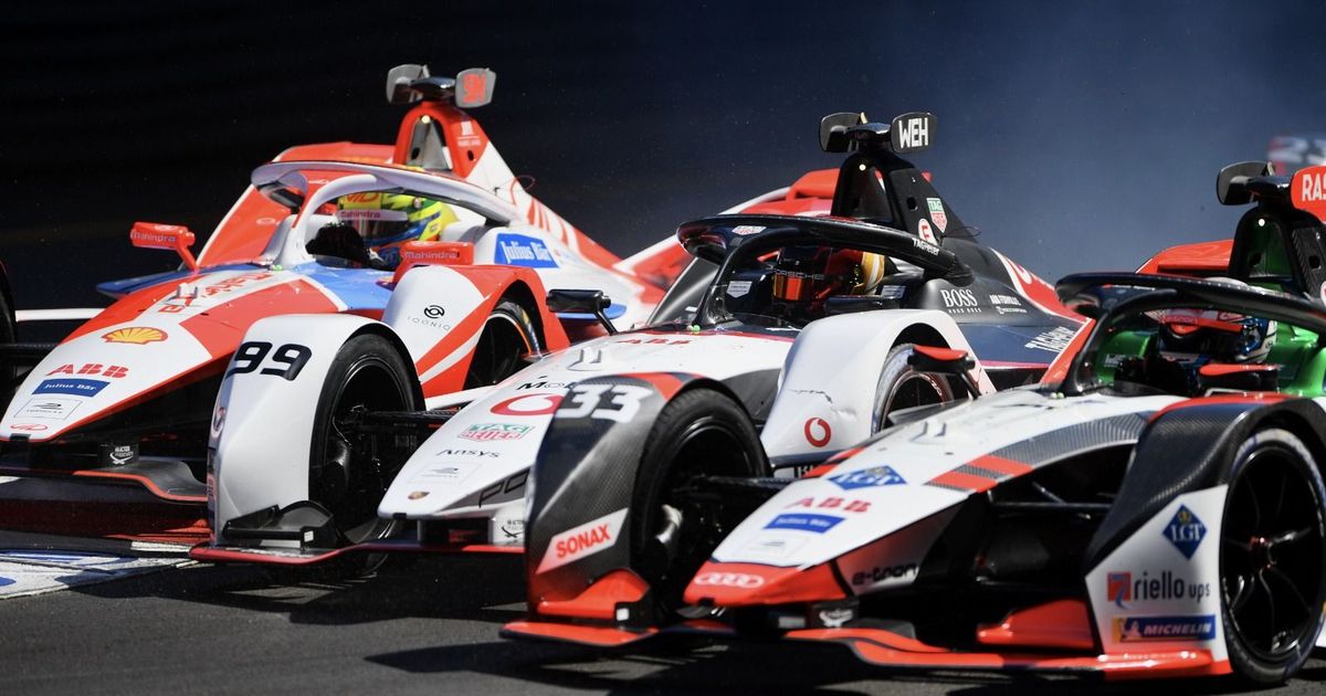Street racing at its finest: Formula E shows how overtaking's done in ...