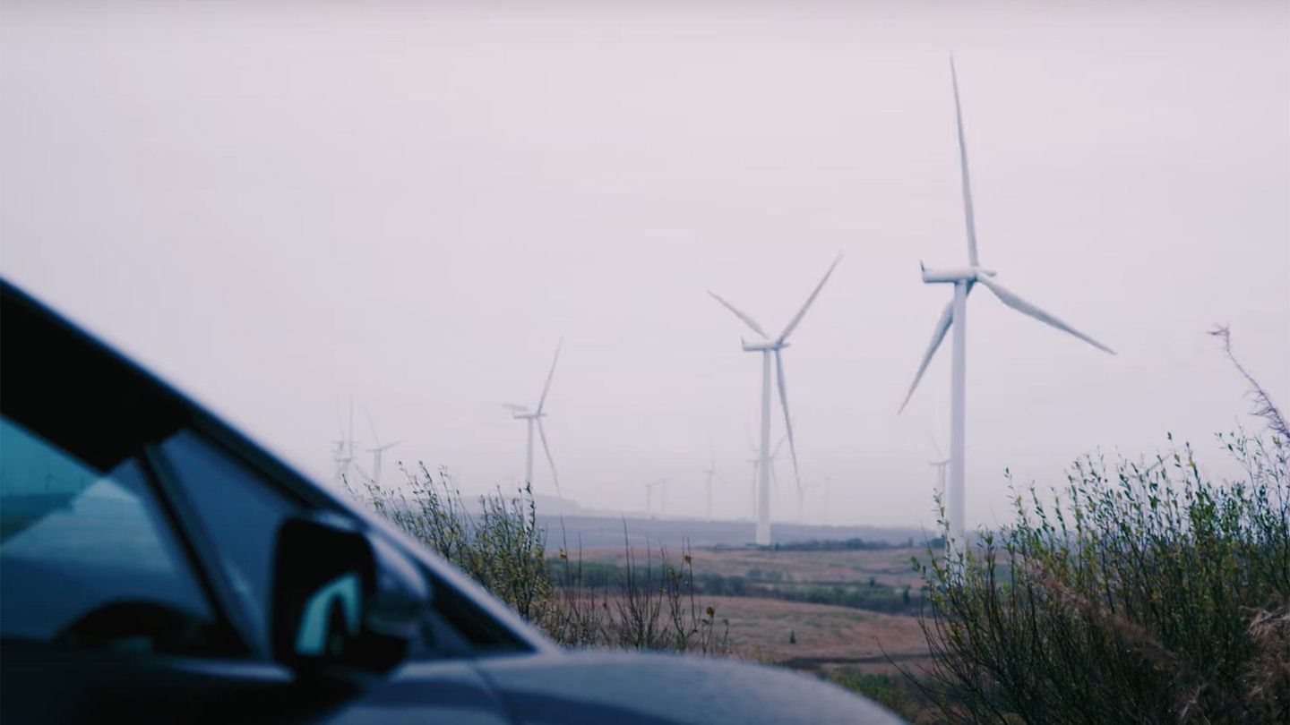 EV road trip to COP26: The largest onshore wind farm in the UK