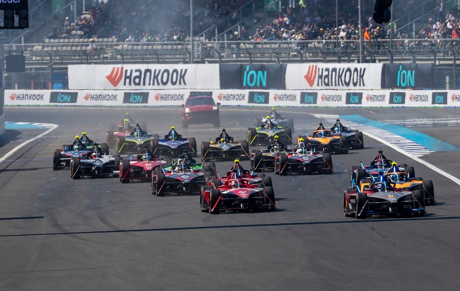 di grassi leads season 9 mexico start