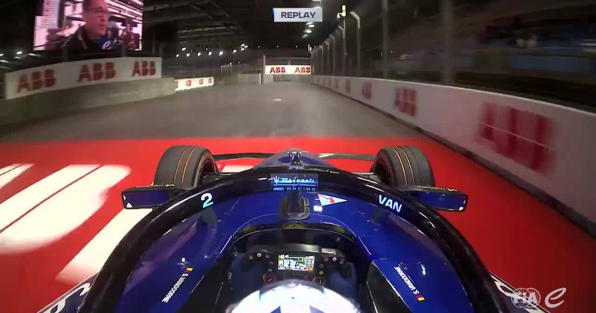Stoffel Vandoorne Replay 1