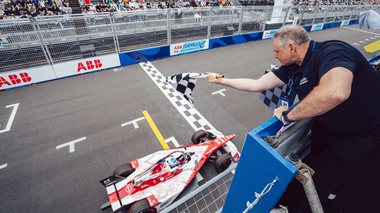 S11 Tokyo Checkered Flag