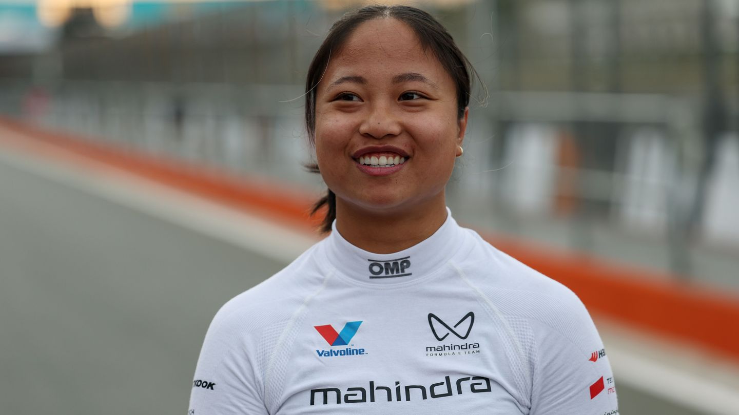 AF1_6187_HZANHNAA_20251031042008