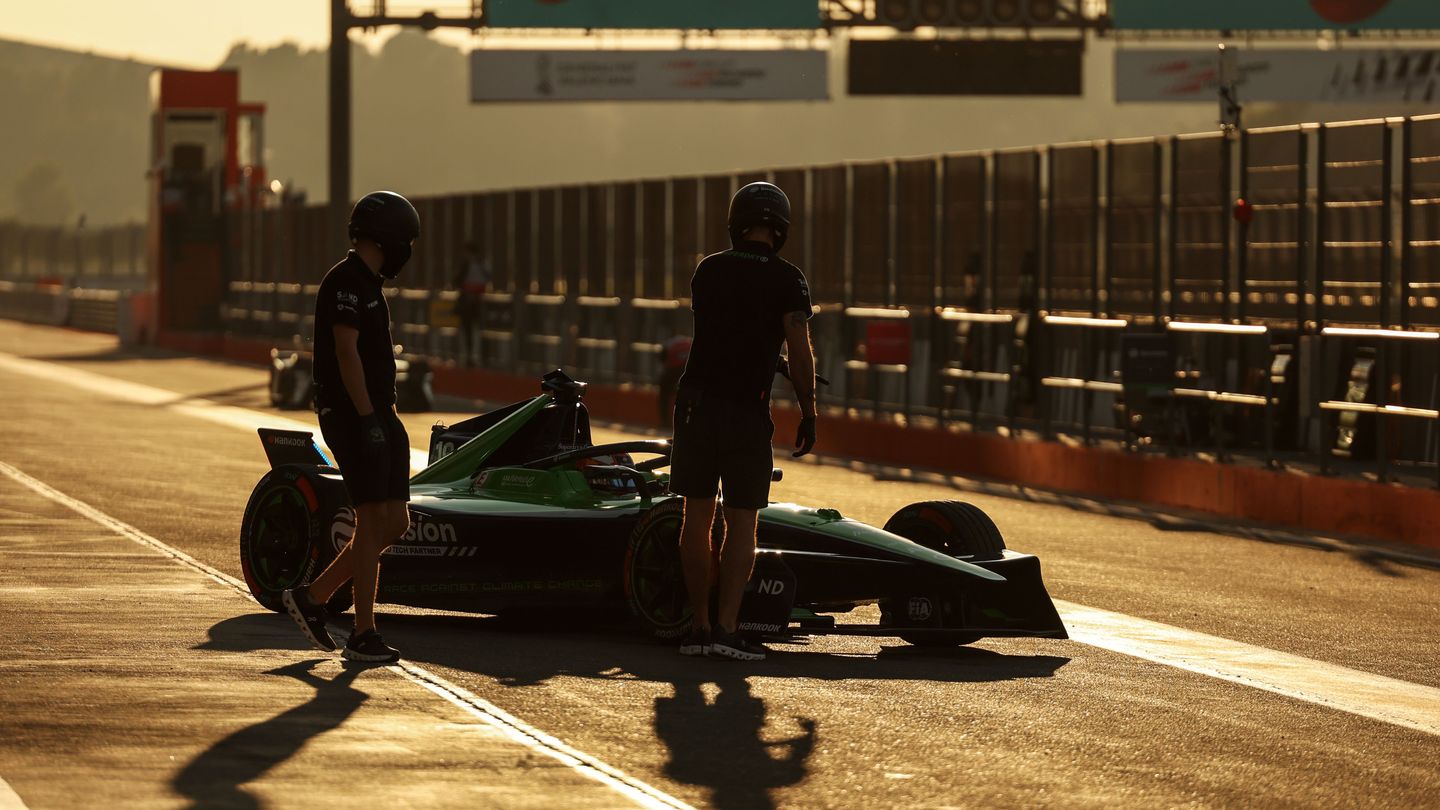 AF1_4000_wZAeIxBz_20251028054807