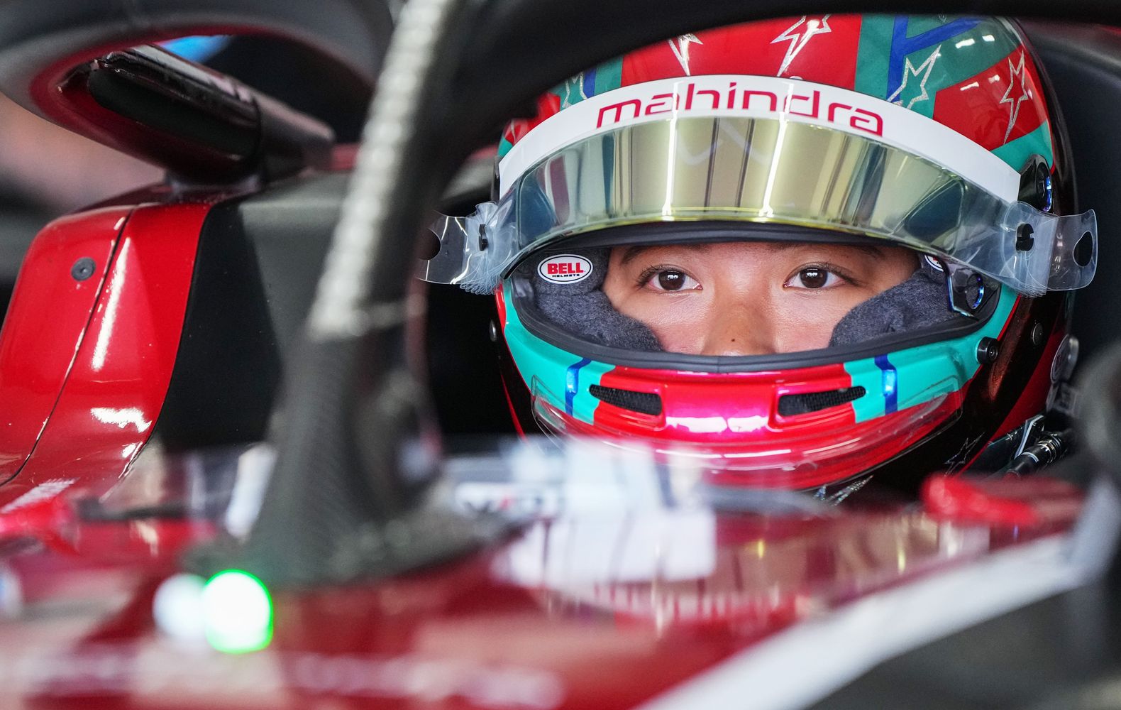 chloe chambers womens test valencia season 12