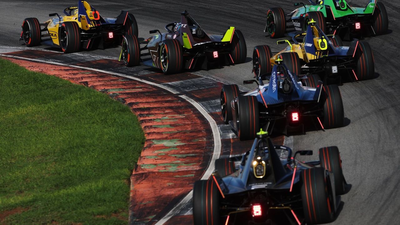 formula e season 12 test race valencia