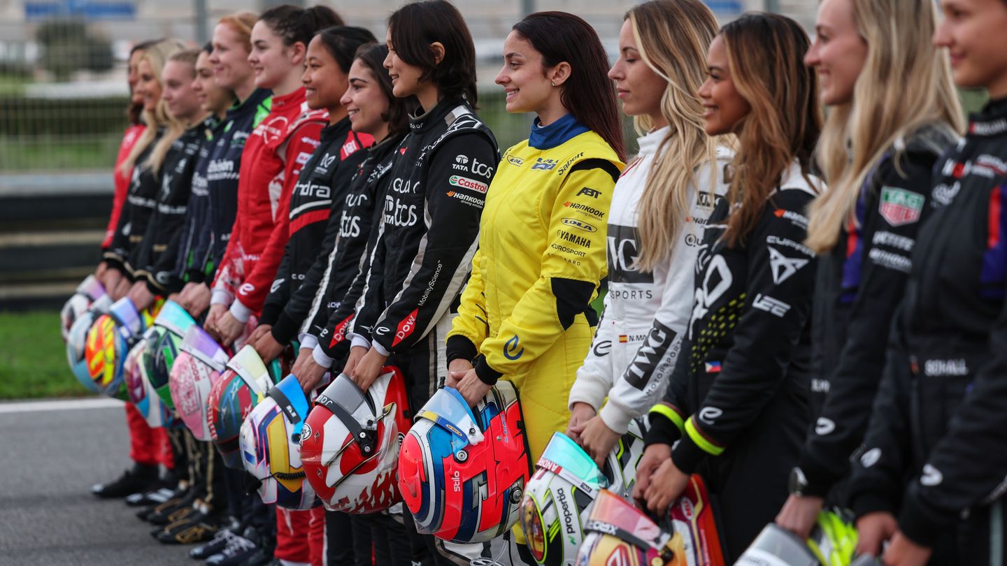 AF1_6580_vV1hlJQl_20251031044027