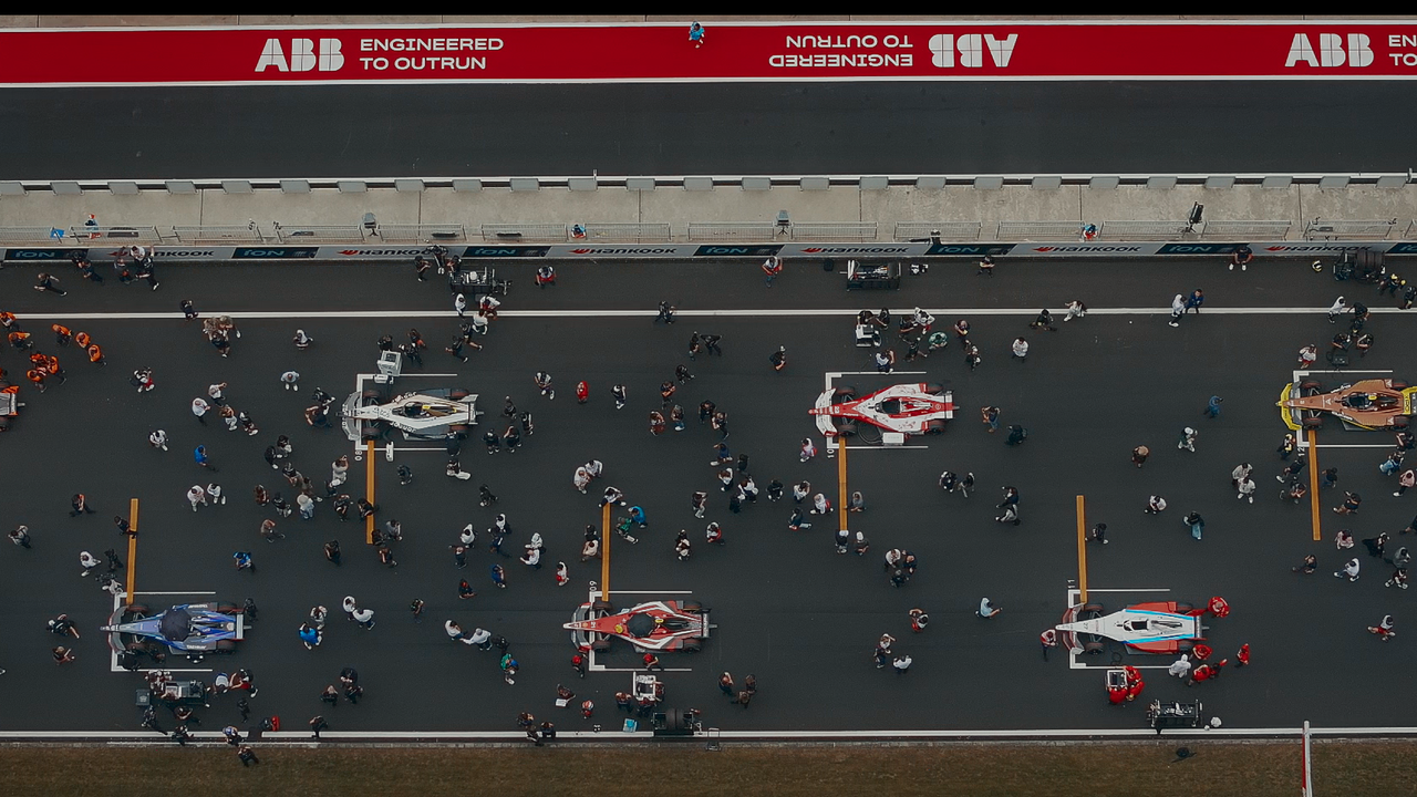 DRIVER_EP_01_STILL-3181-0