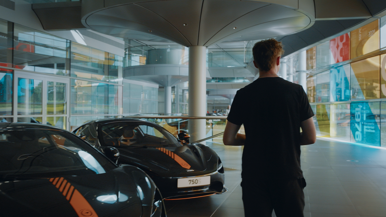 DRIVER_EP_01_STILL-63342-0