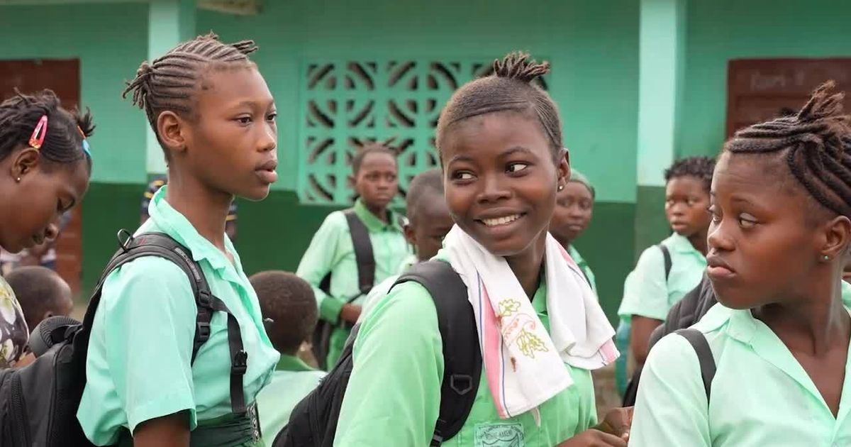 FE_S12_R00_VALENCIA_STREETCHILD_WIP_V04