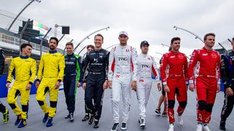 40bmottaps0139_2pi4kXYm_20251204102641