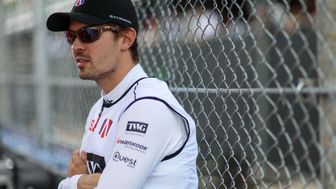 BA010830_Su0l18SK_20251206072937