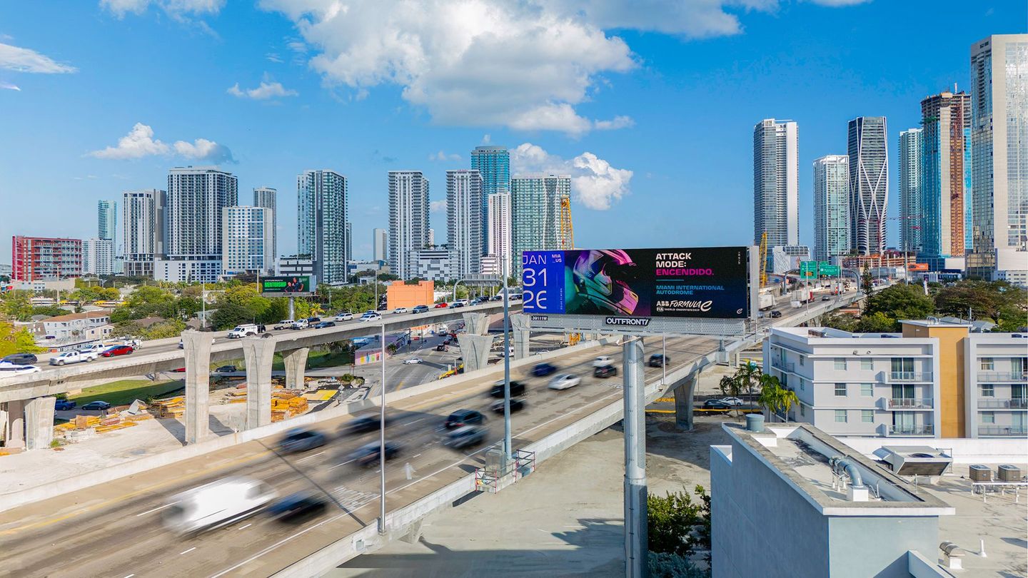 outfront-formula-e-ooh-partner