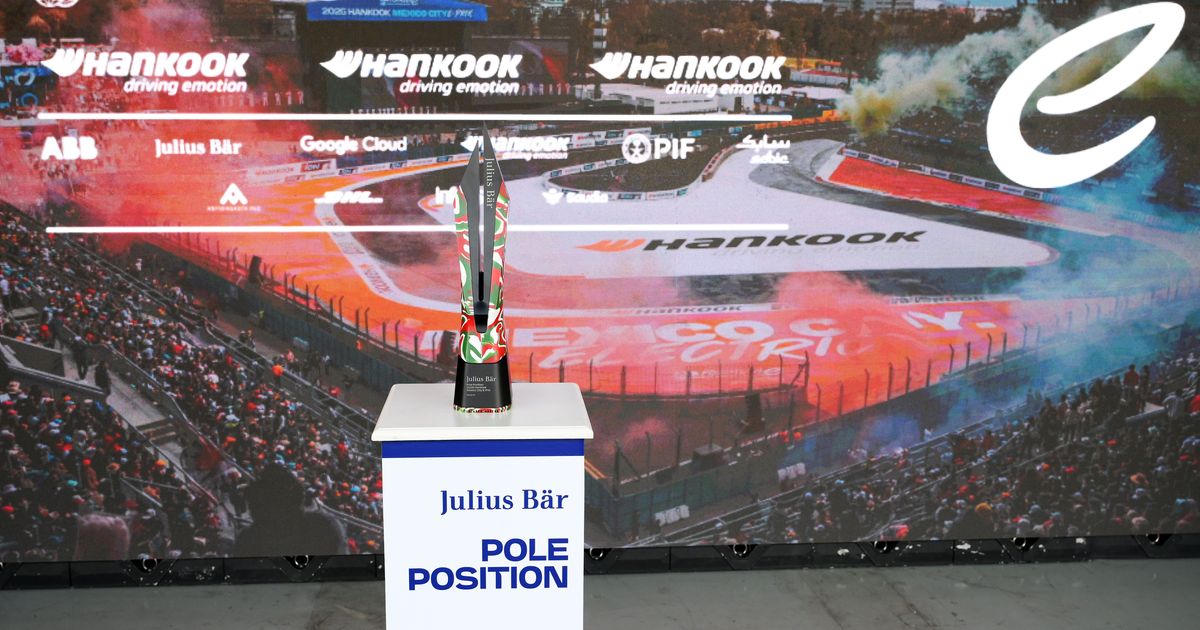 How does Formula E's Qualifying format work?