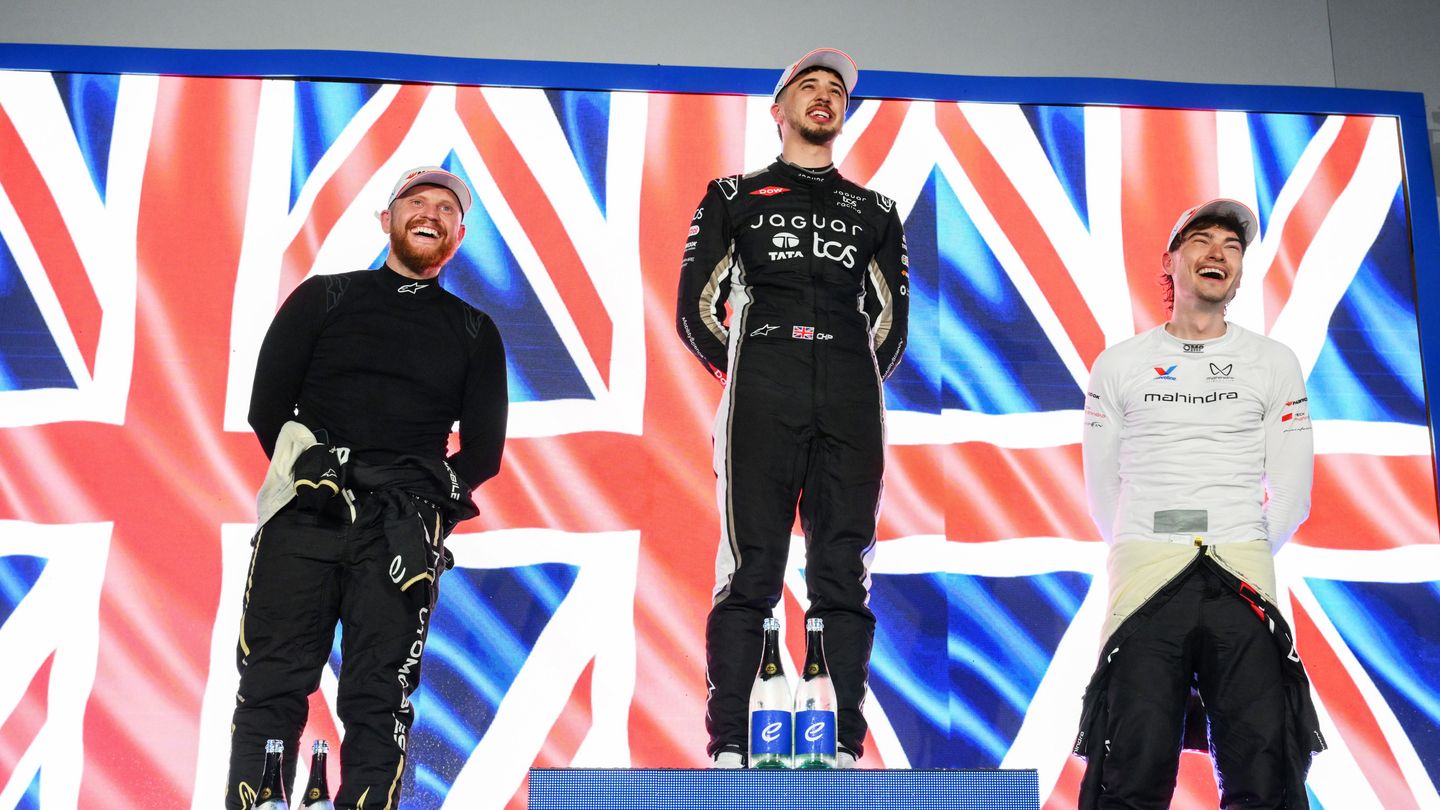 formula e evo sessions podium theburntchip behzinga willne
