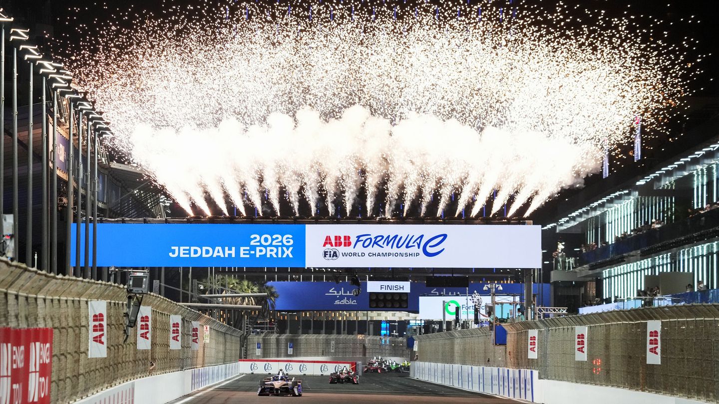 wehrlein wins jeddah season 12