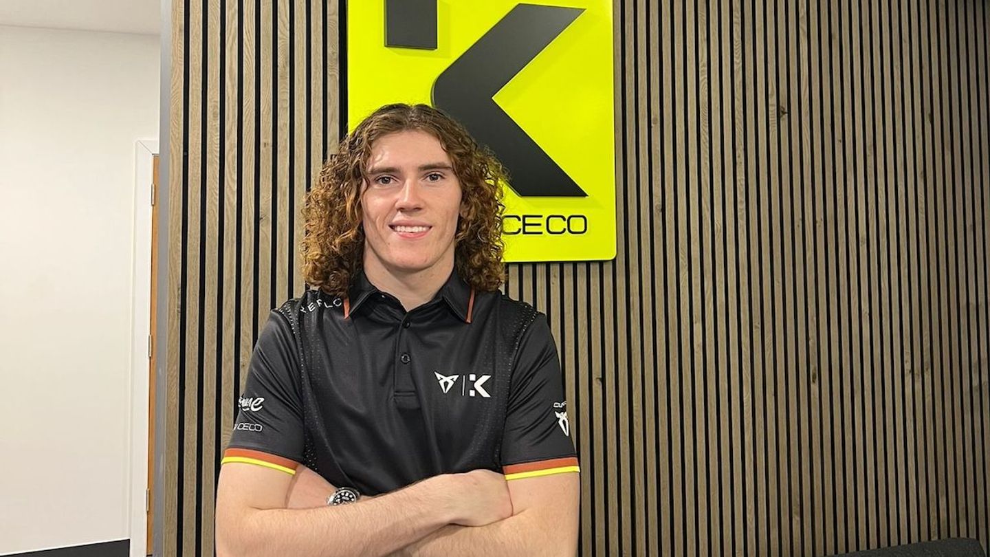 6128a960-6ef1-1c9d-d7af-307fc746e619