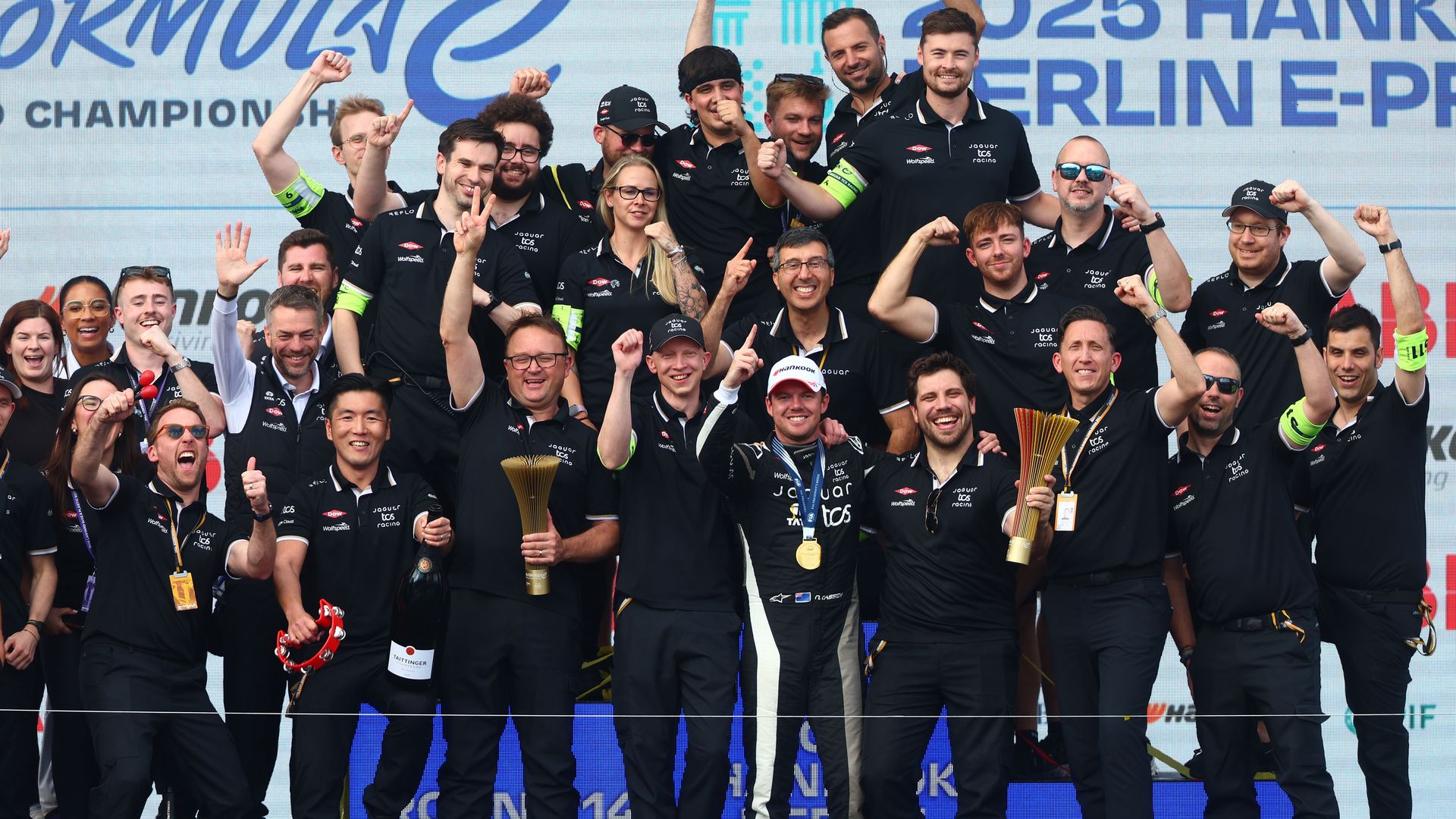 berlin podium cassidy jaguar