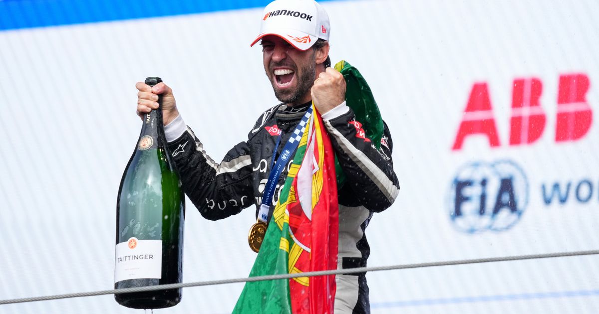 GALLERY: The best photos from the 2026 CUPRA Raval Madrid E-Prix