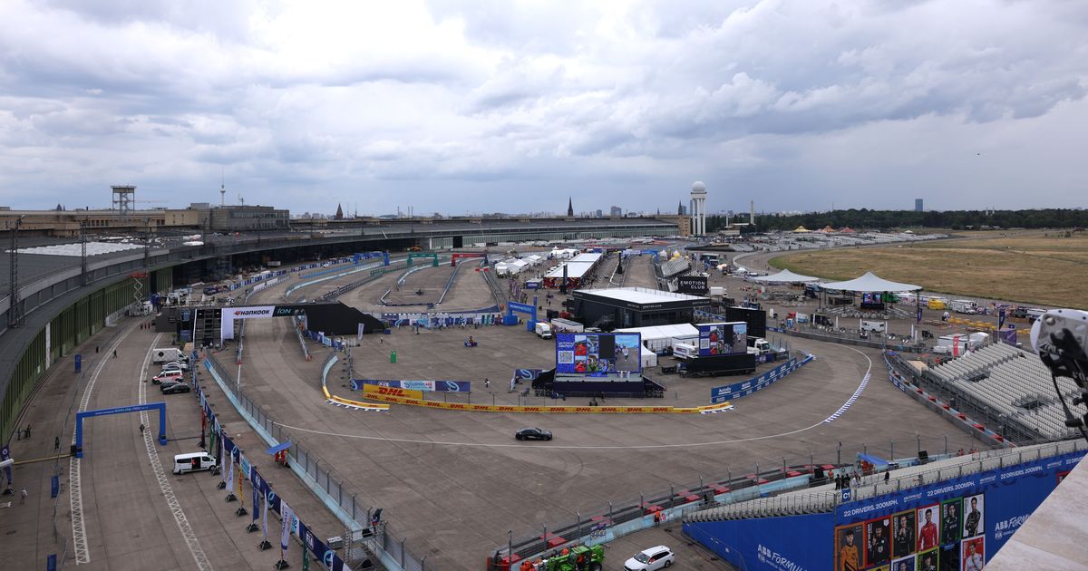 What time is the 2026 Hankook Berlin E-Prix and how can I watch it?