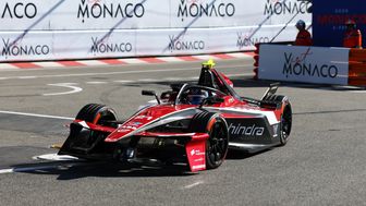 de vries swimming pool chicane monaco fp2