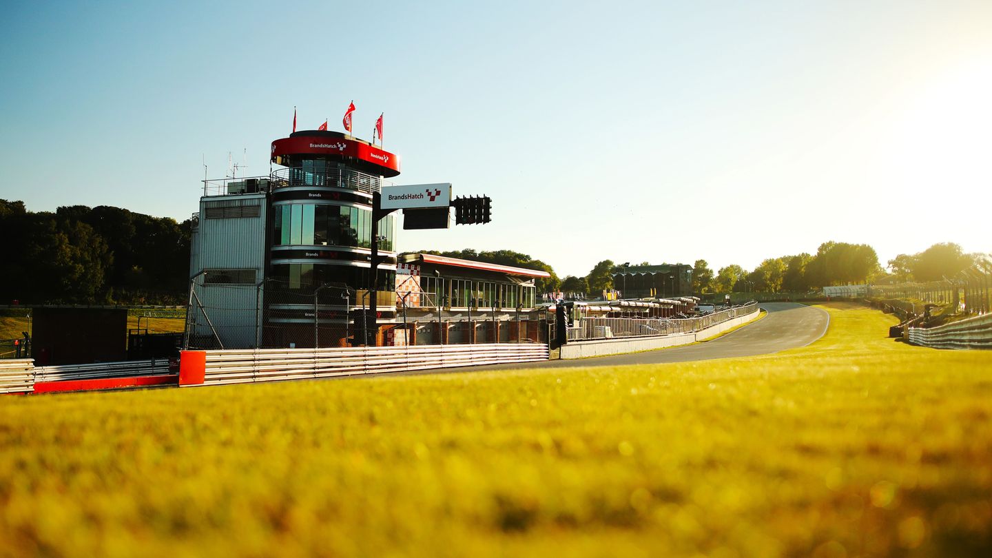 Brands Hatch Startline