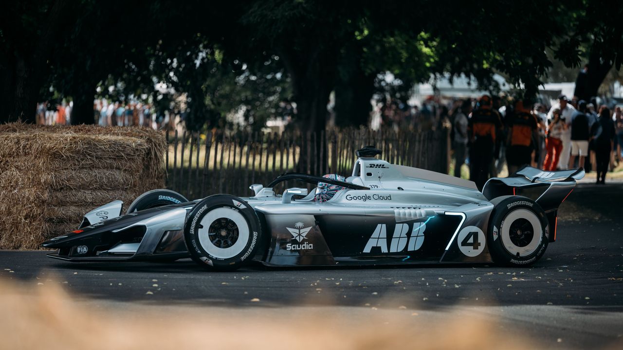 THOMAS_9029 - FormulaE - Goodwood FOS - July 9 - @thomaquevic for @parcferme.co