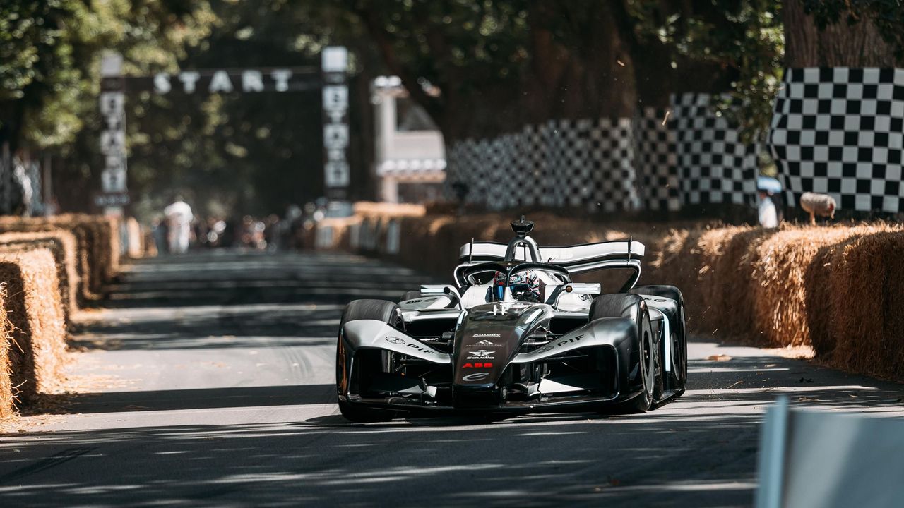 THOMAS_0490 - FormulaE - Goodwood FOS - July 12 - @thomaquevic for @parcferme.co